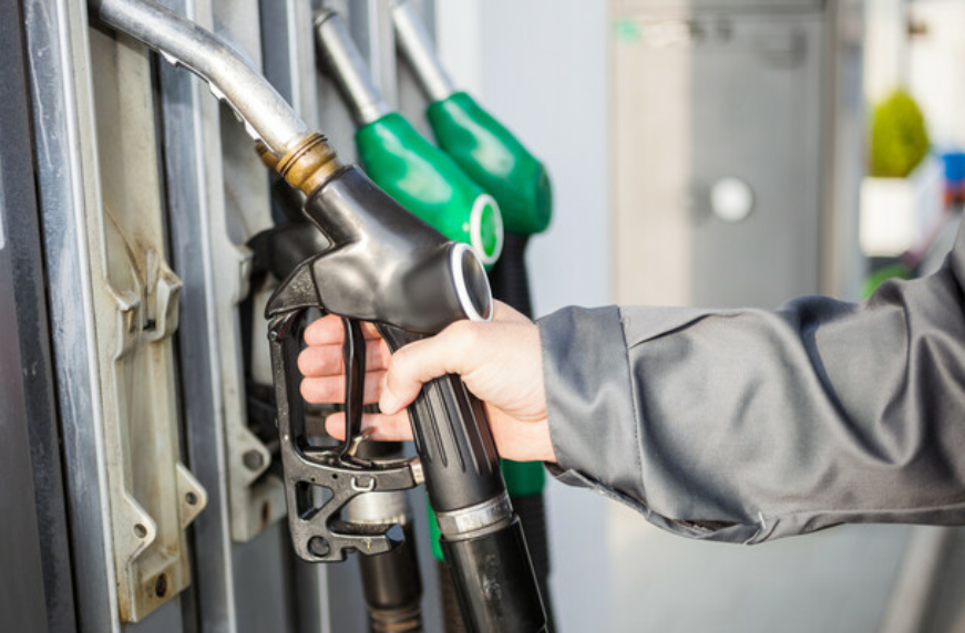 В Україні посилили вимоги до палива: частину бензинів приберуть з ринку