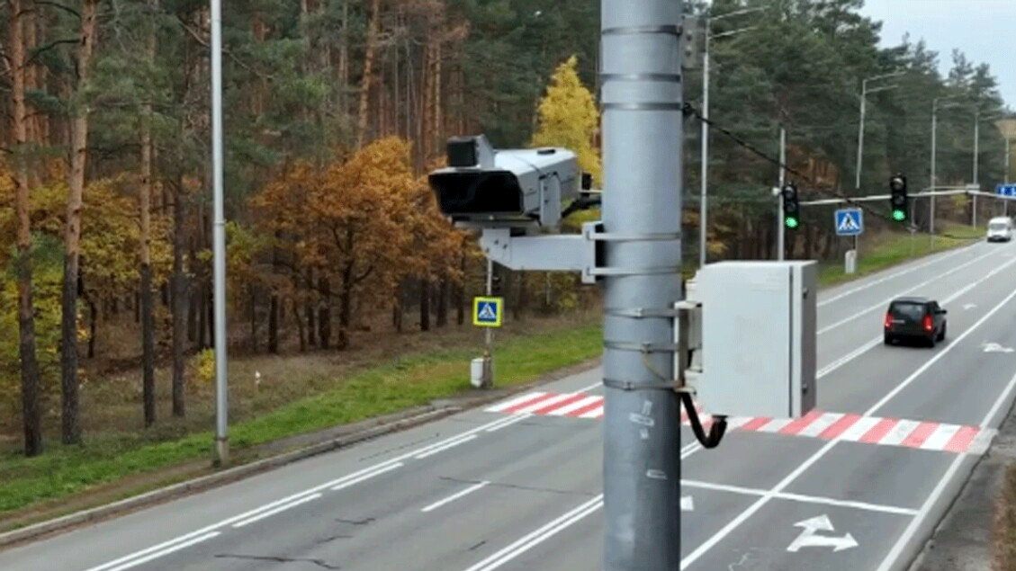 В Україні починають автоматично штрафувати за проїзд на червоне світло