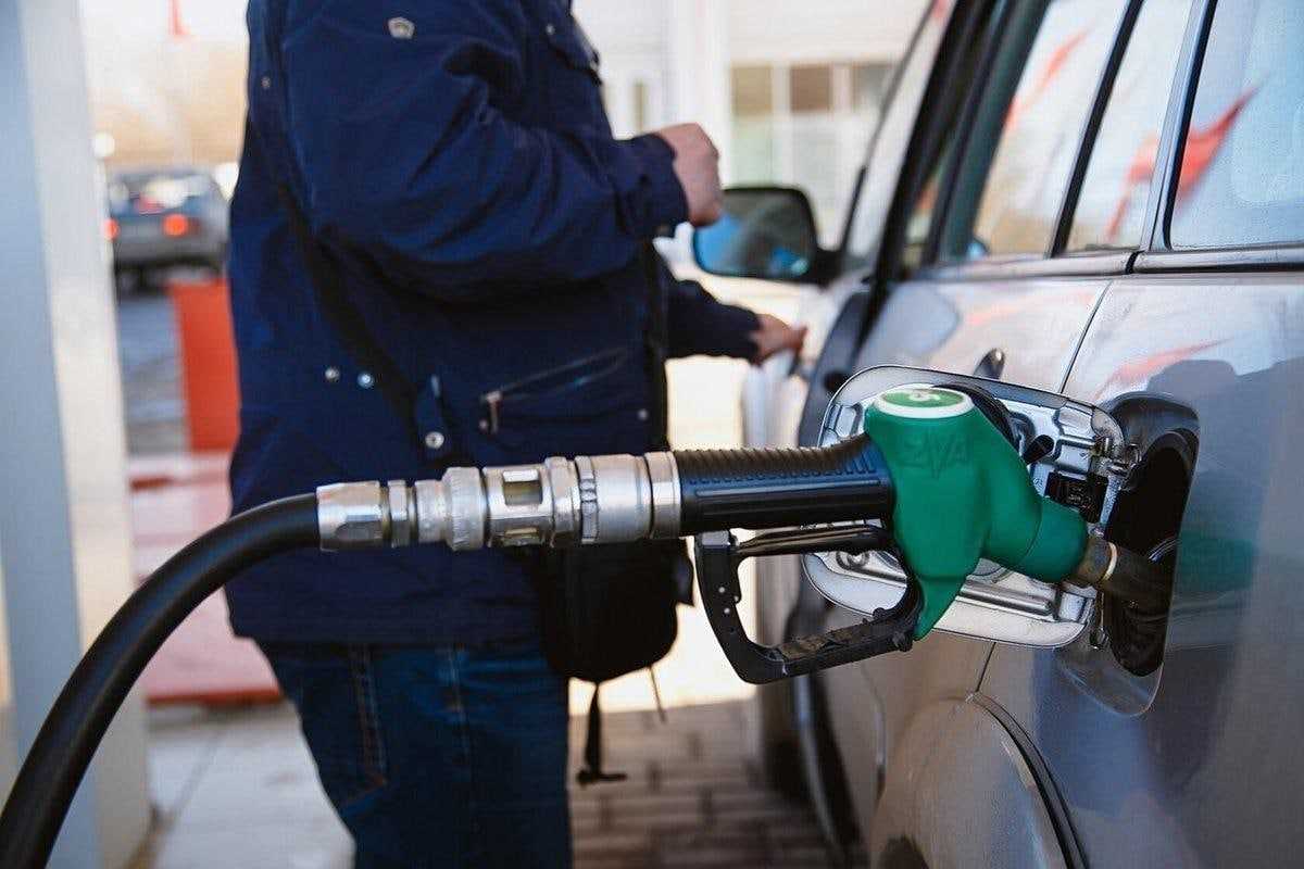 Найбільш розповсюджені міфи про бензин та дизпаливо