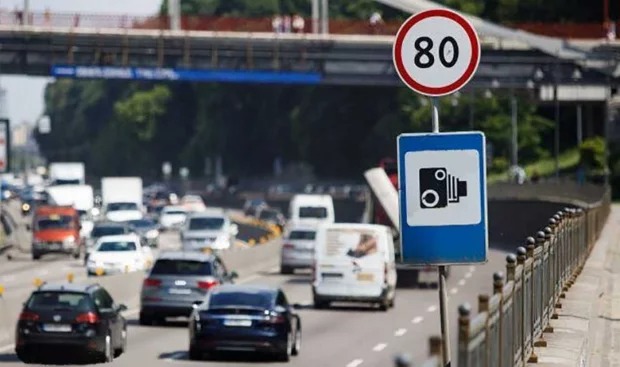 У Раді готуються посилити відповідальність за порушення ПДР: після трьох випадків – вилучення прав